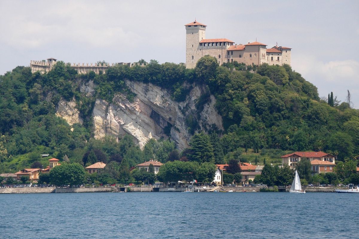 Rocca di Angera