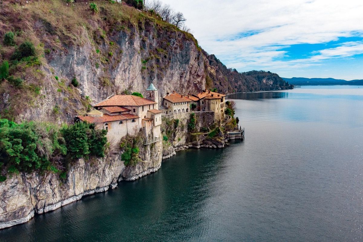 Eremo di Santa Caterina del Sasso